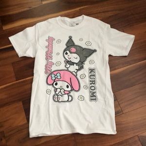 MY MELODY AND KUROMI BY SANRIO WHITE GRAPHIC T-SHIRT SIZE SMALL